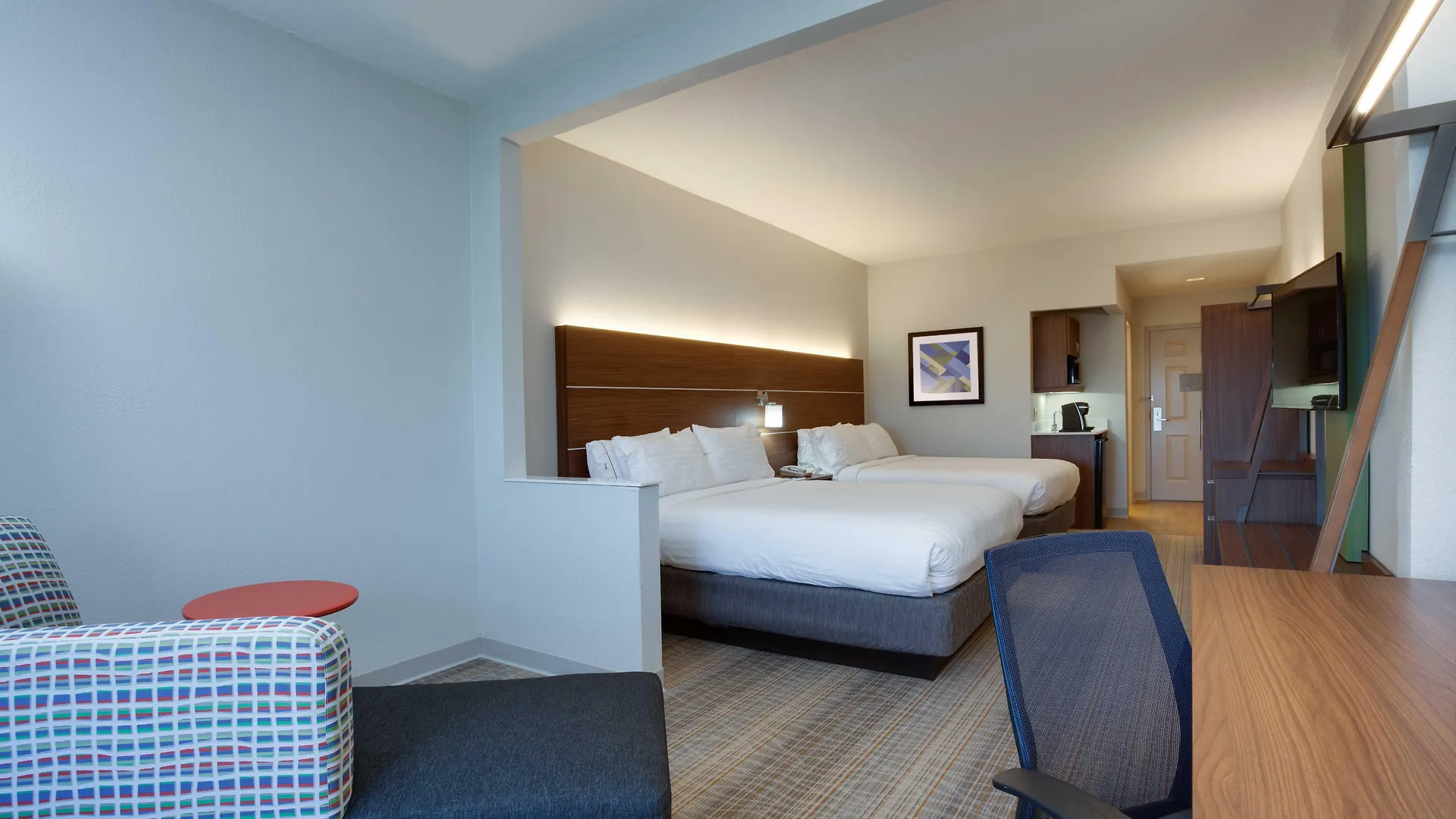 Holiday Inn Express & Suites Orlando International Airport By Ihg Hotel