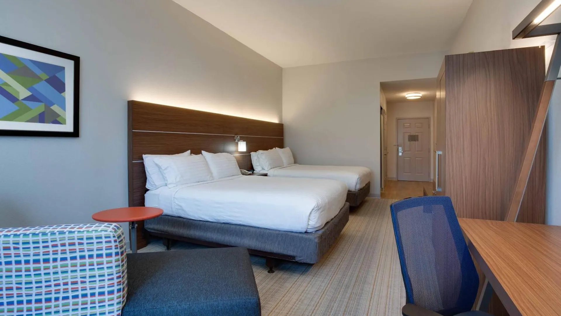 Holiday Inn Express & Suites Orlando International Airport By Ihg Hotel