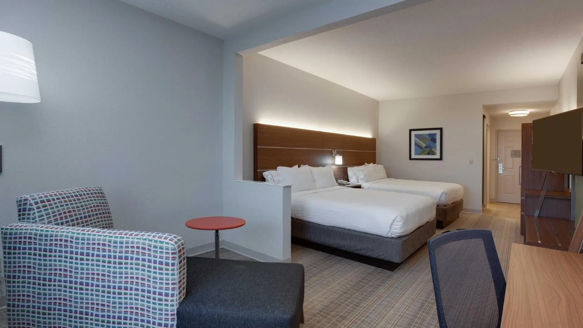 Holiday Inn Express & Suites Orlando International Airport By Ihg Hotel