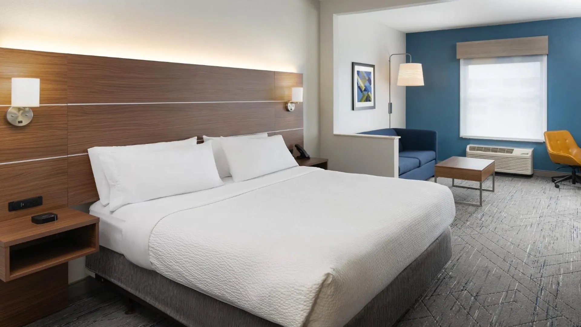 Hotel Holiday Inn Express & Suites Orlando International Airport By Ihg