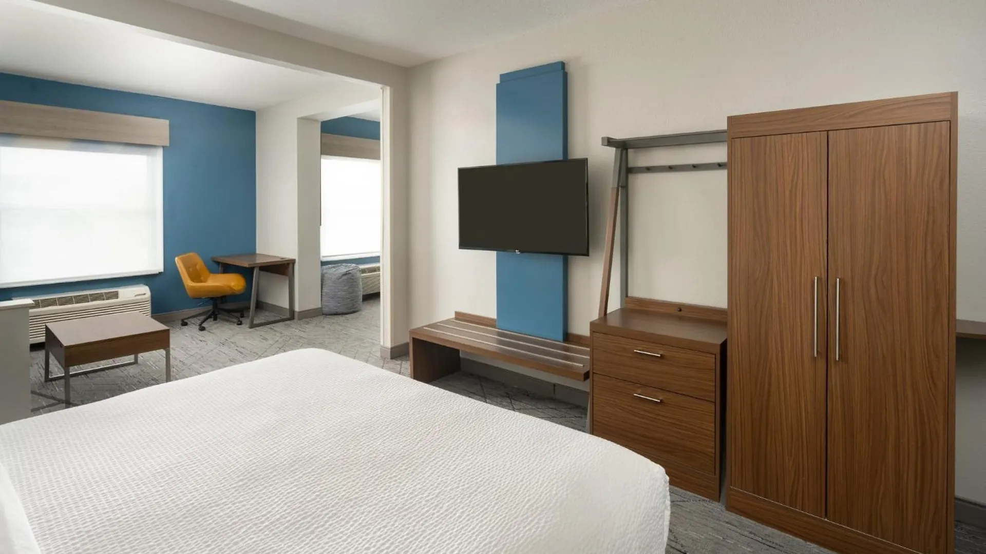 Holiday Inn Express & Suites Orlando International Airport By Ihg United States