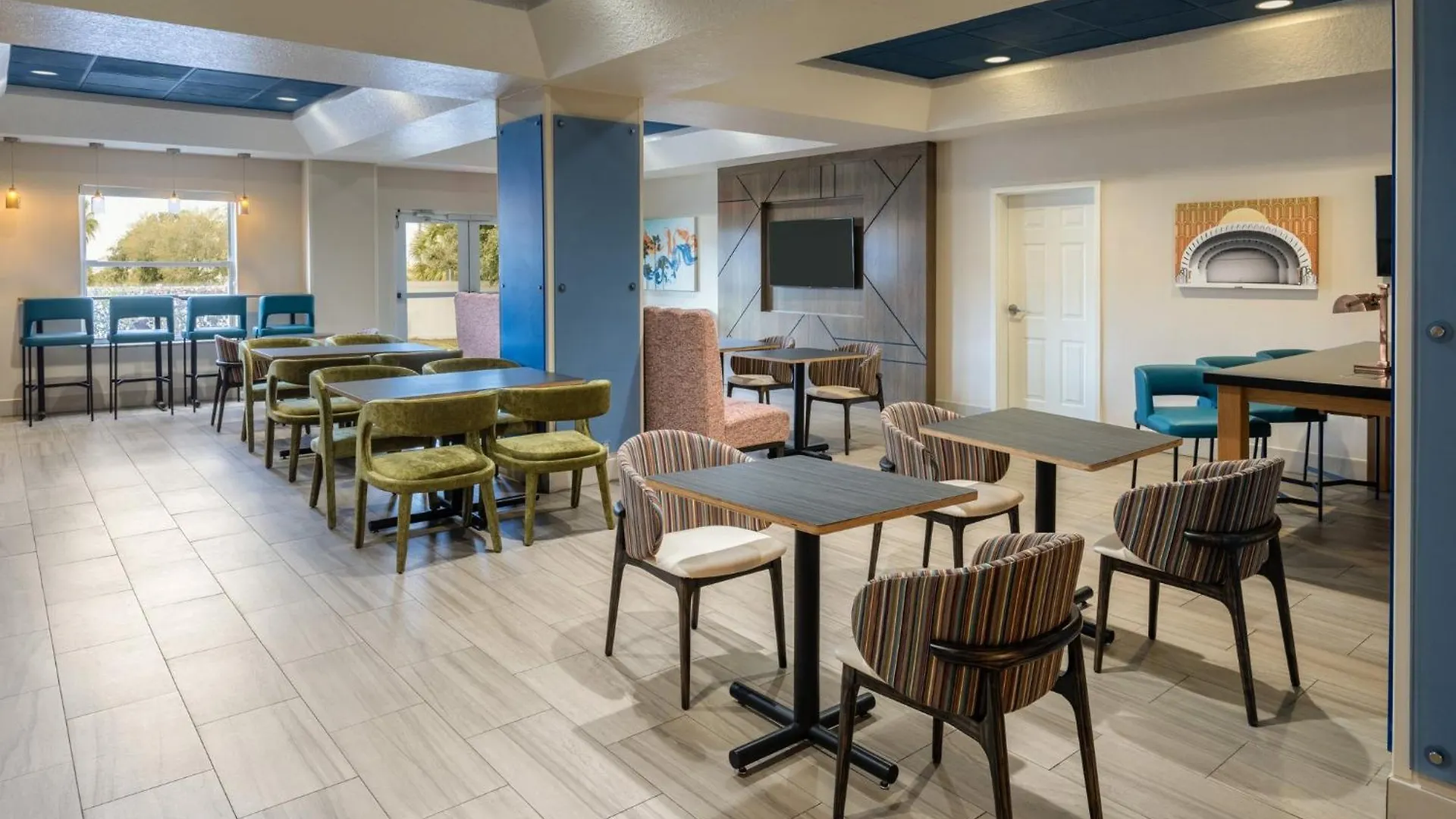 Hotel Holiday Inn Express & Suites Orlando International Airport By Ihg