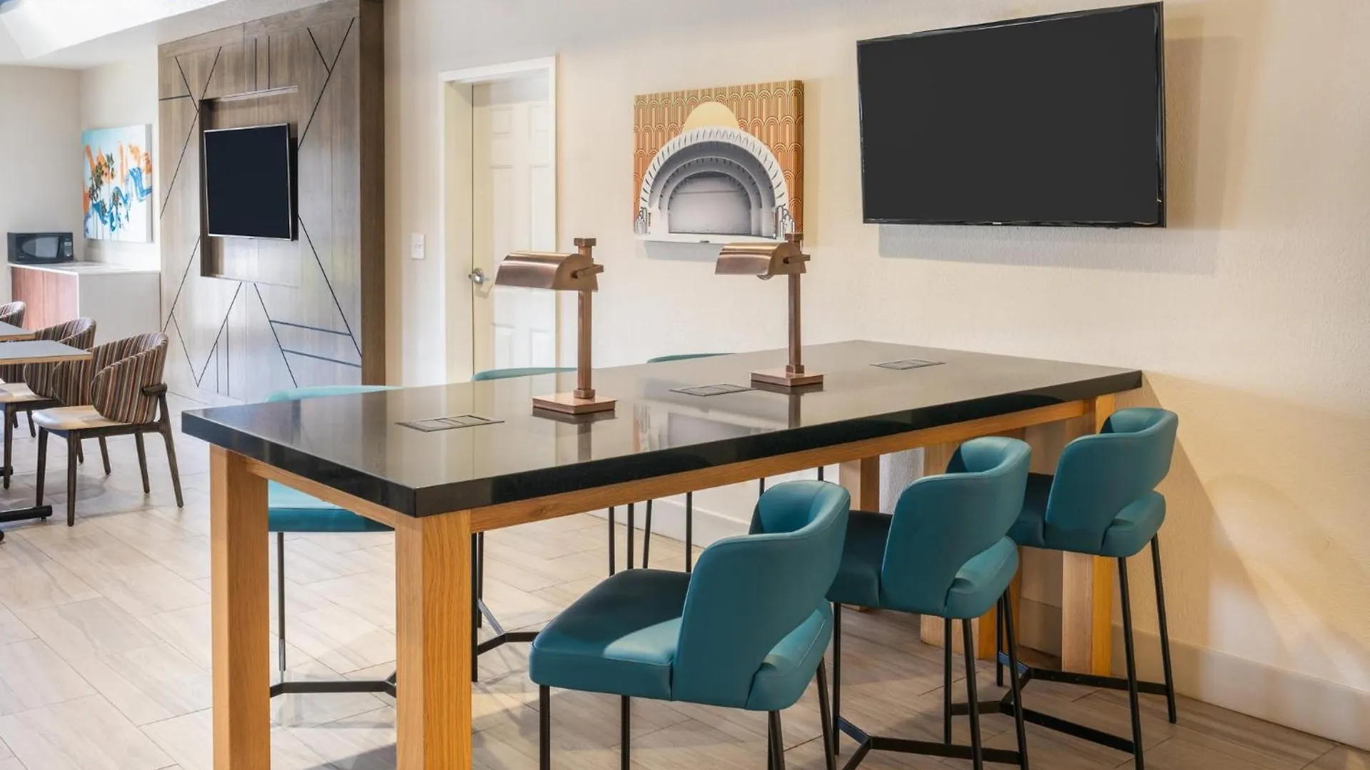 Hotel Holiday Inn Express & Suites Orlando International Airport By Ihg