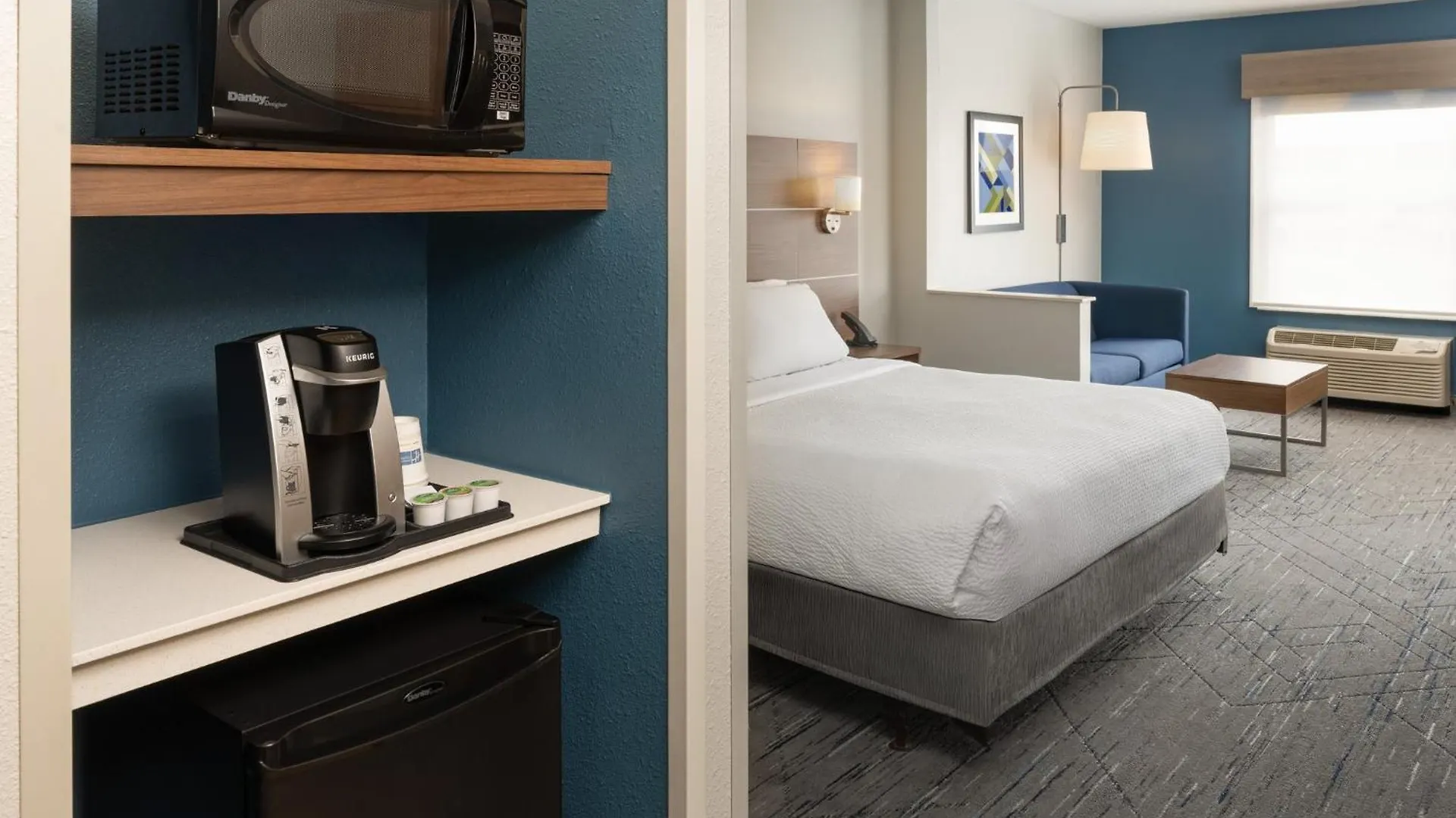 Holiday Inn Express & Suites Orlando International Airport By Ihg Hotel