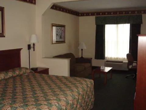 Holiday Inn Express & Suites Orlando International Airport By Ihg Hotel